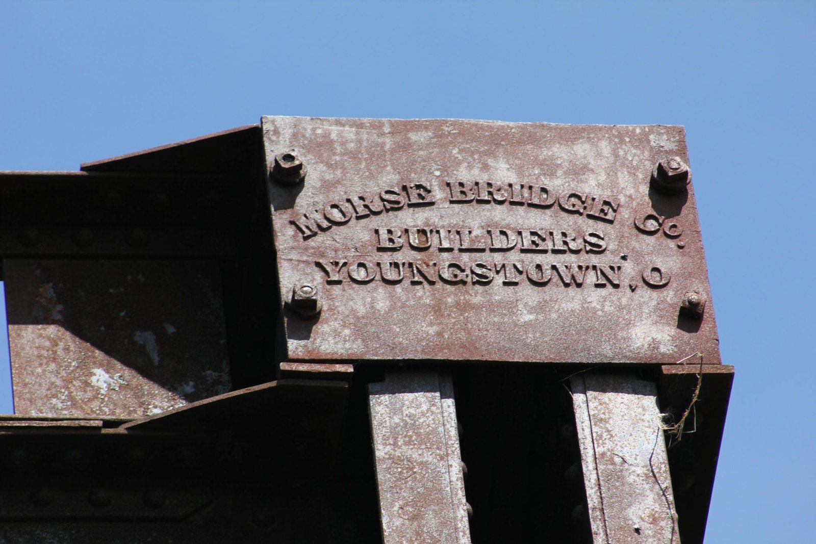 Plaque on Whipple span